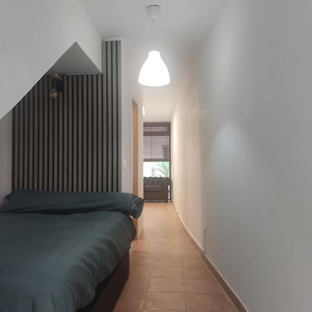 Estudio Bajo La Escalera Redondela Luaran gambar