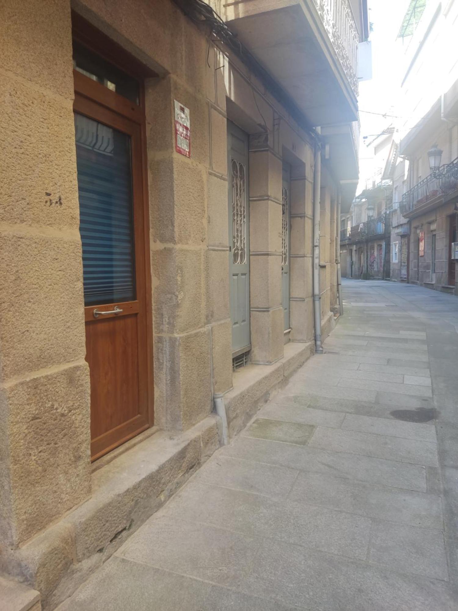 Estudio Bajo La Escalera Redondela Luaran gambar
